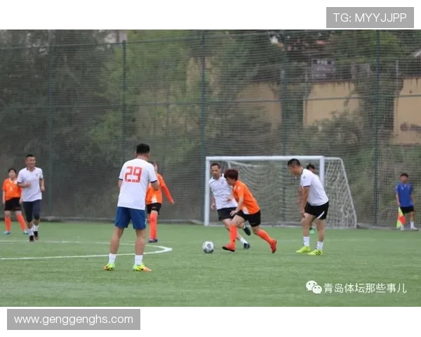 足球明星与娱乐明星同框瞬间揭秘他们的友谊与合作魅力 足球明星与娱乐明星同框瞬间揭秘他们的友谊与合作魅力