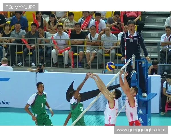 武汉排球队在钻石联赛中的灵活性展现与战术调整分析 武汉排球队在钻石联赛中的灵活性展现与战术调整分析