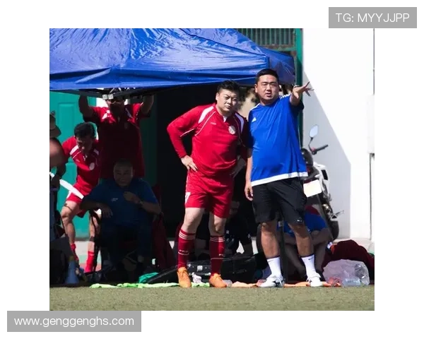 周磊足球生涯回顾与展望对话分享精彩瞬间与成长历程 周磊足球生涯回顾与展望对话分享精彩瞬间与成长历程