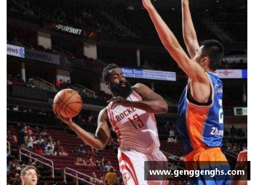 NBA季前赛上海站精彩回顾：明星球员亮相与比赛亮点揭秘